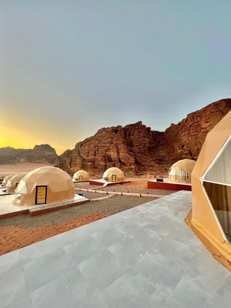 Flower Life Camp Wadi Rum Eksteriør bilde